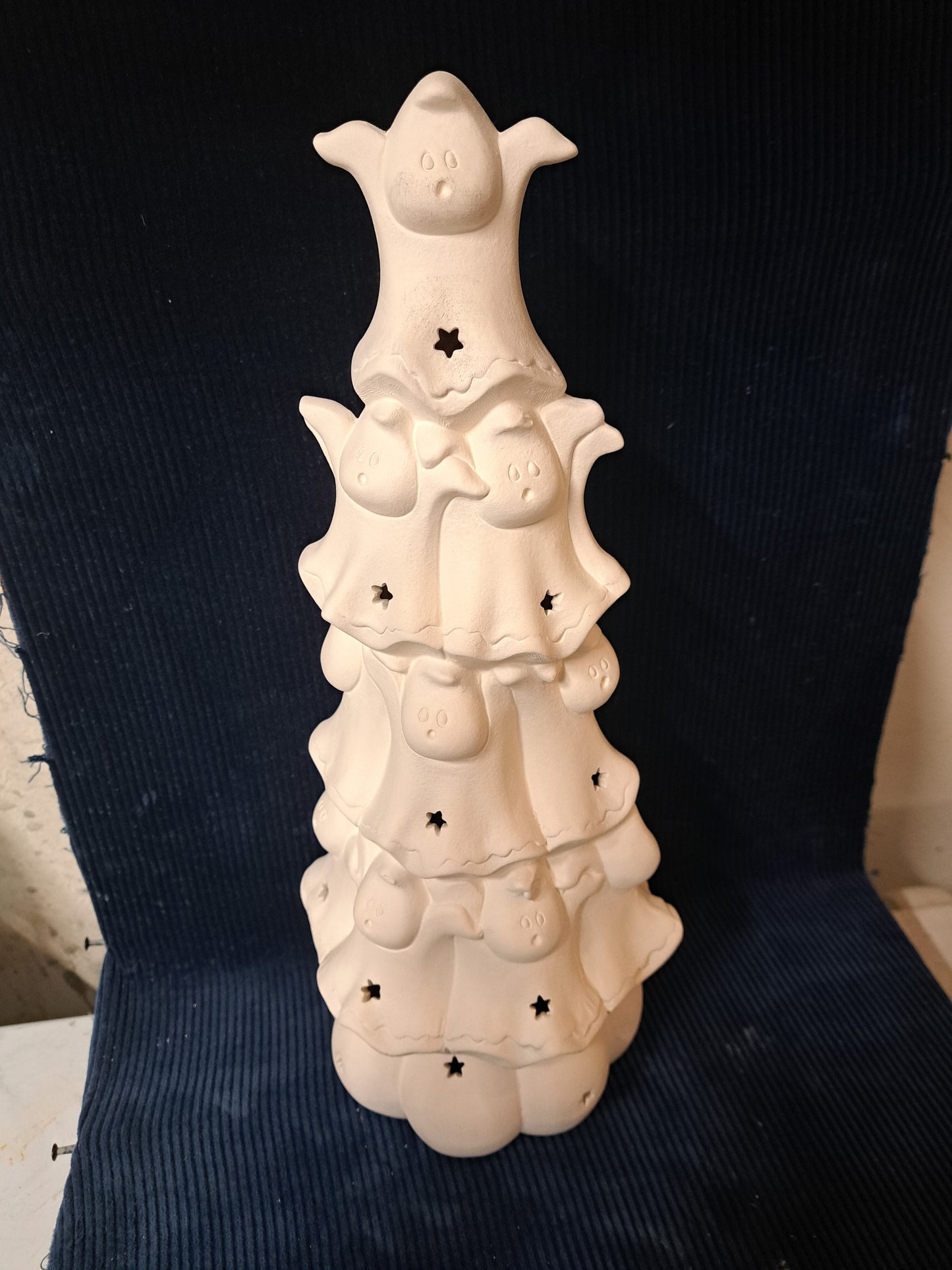 Ceramic Ready to Paint Marshmellow Ghost Tree