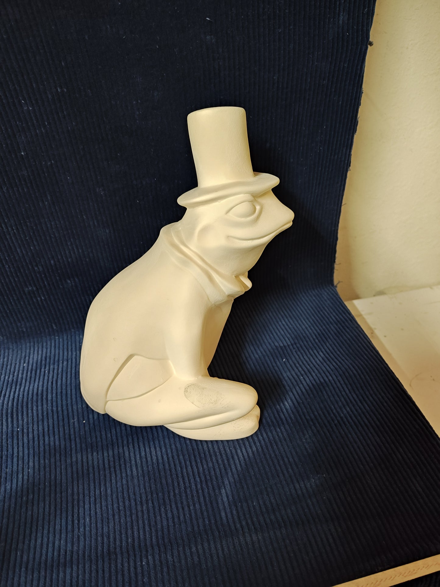 Ceramic Ready to Paint Tuxedo Frog With Tophat