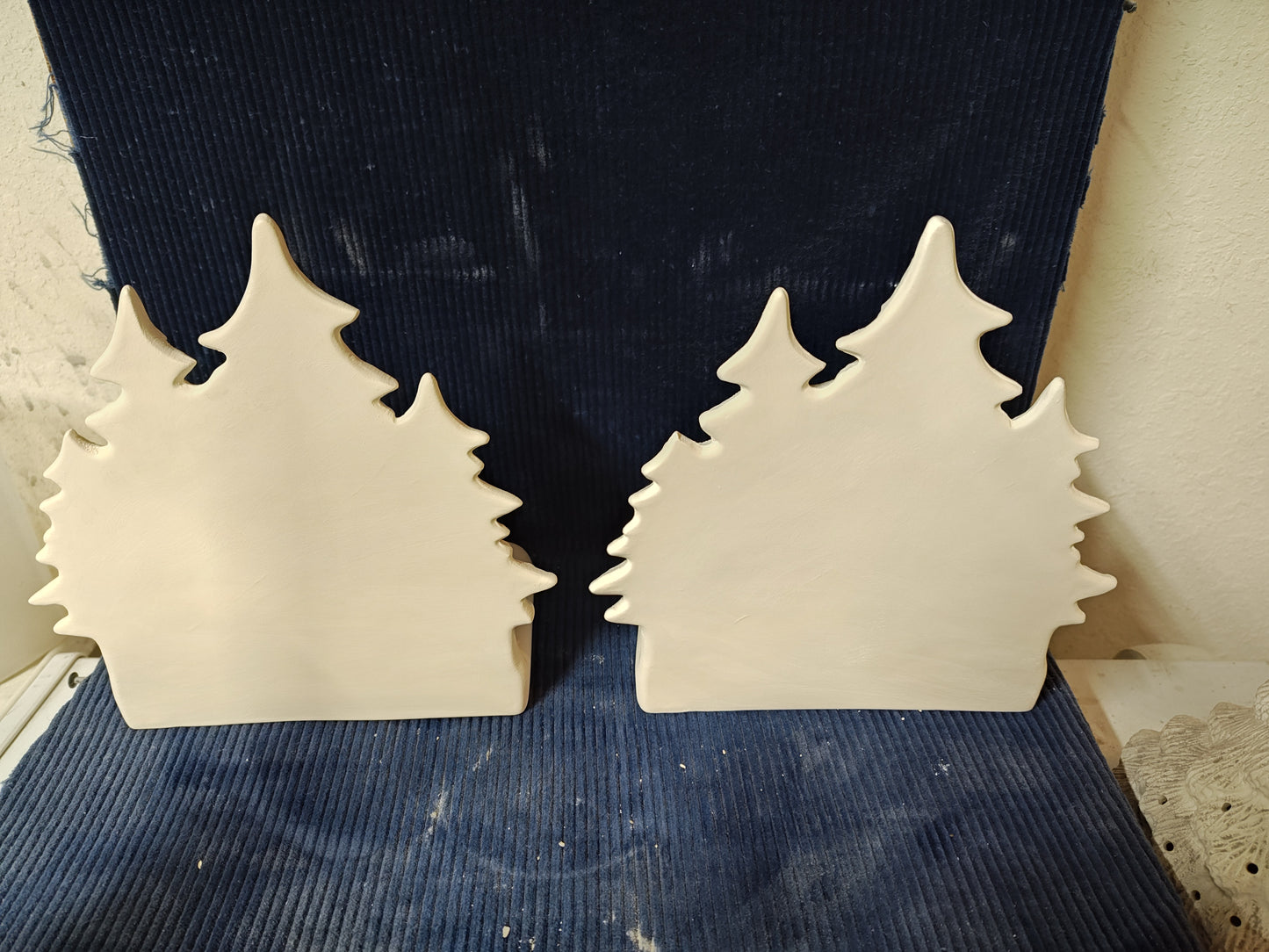 Ceramic Ready to Paint Tree Bookend