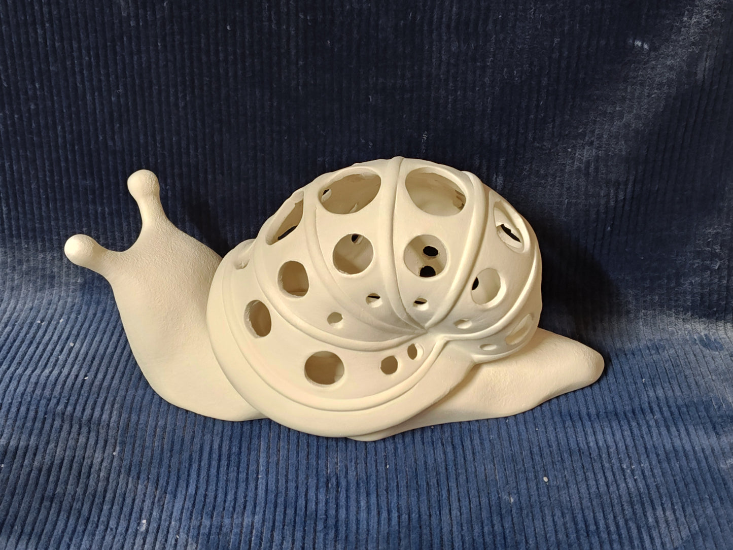 Ceramic Ready to Paint Snail Lamp