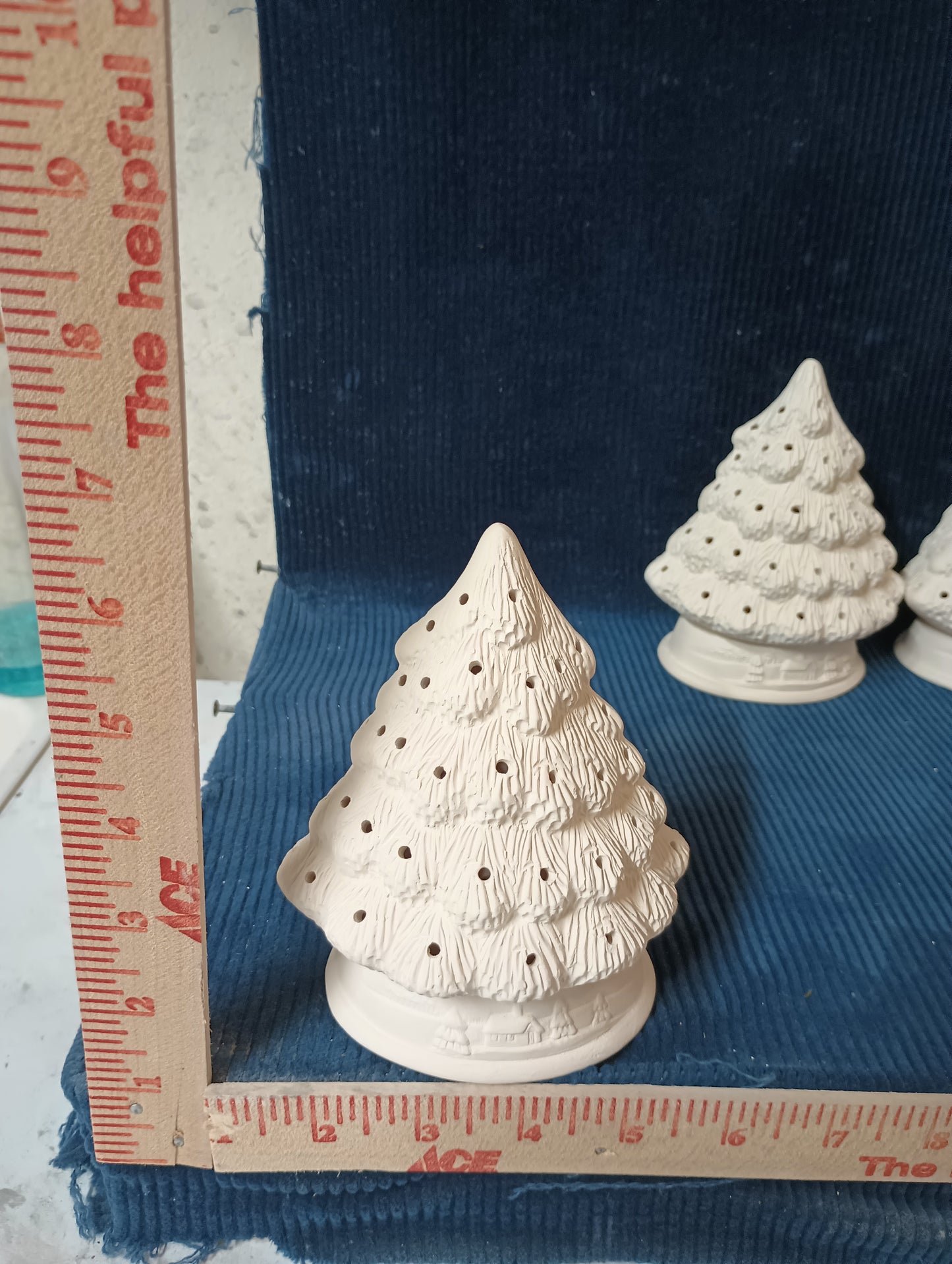 Ceramic Ready To Paint Small Mantle Tree Set With Decorative Bases