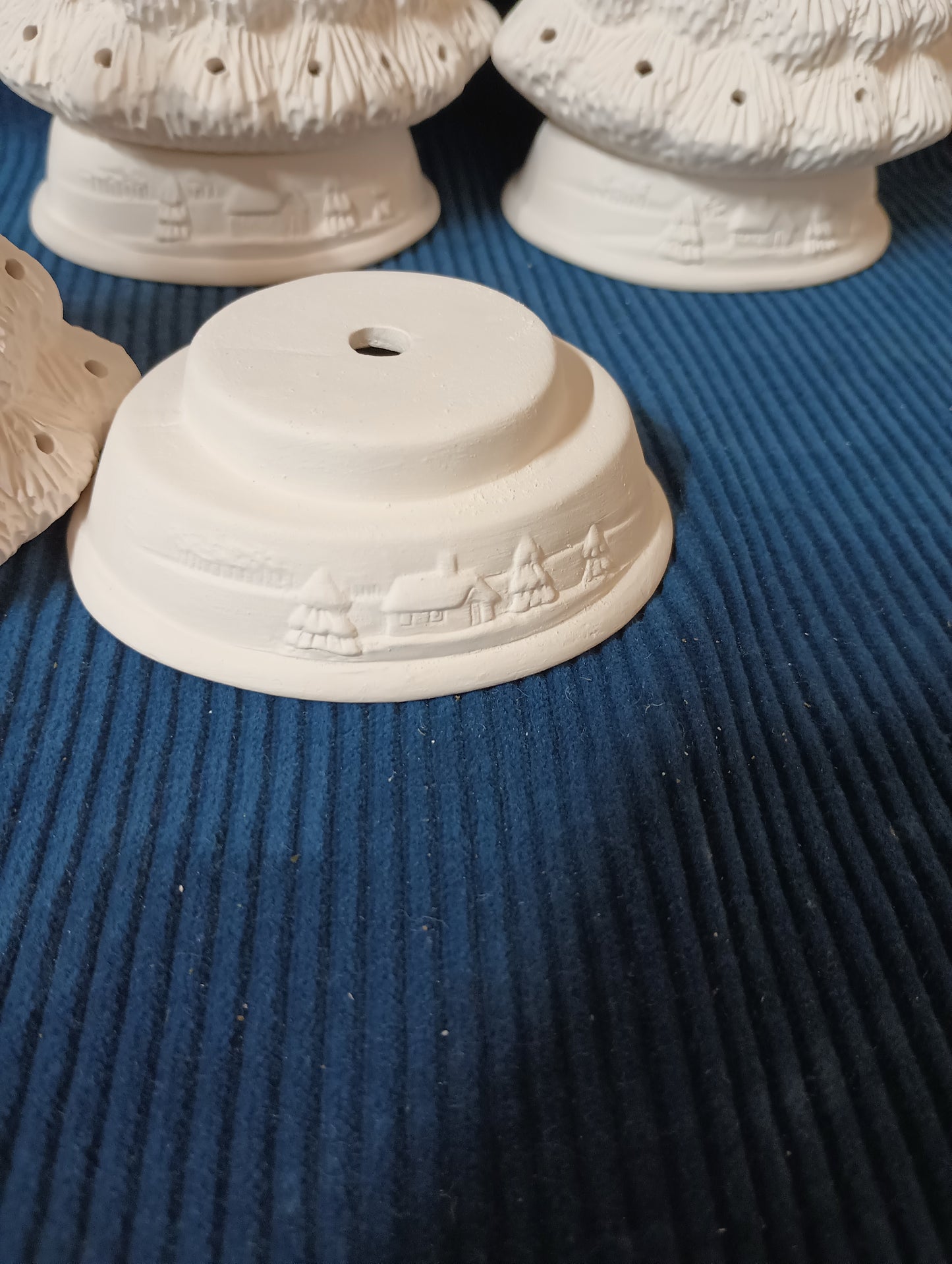 Ceramic Ready To Paint Small Mantle Tree Set With Decorative Bases