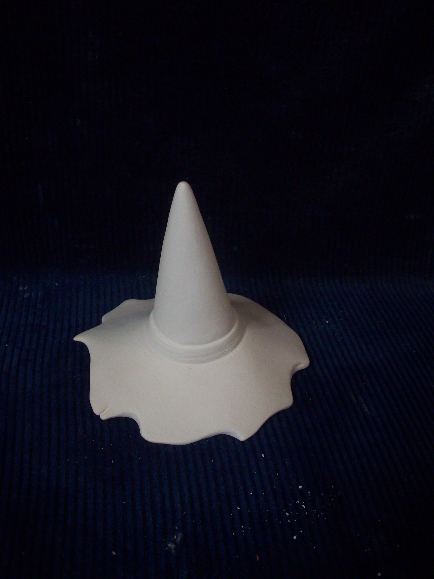 Ceramic Ready To Paint Witches Hat Tree Topper