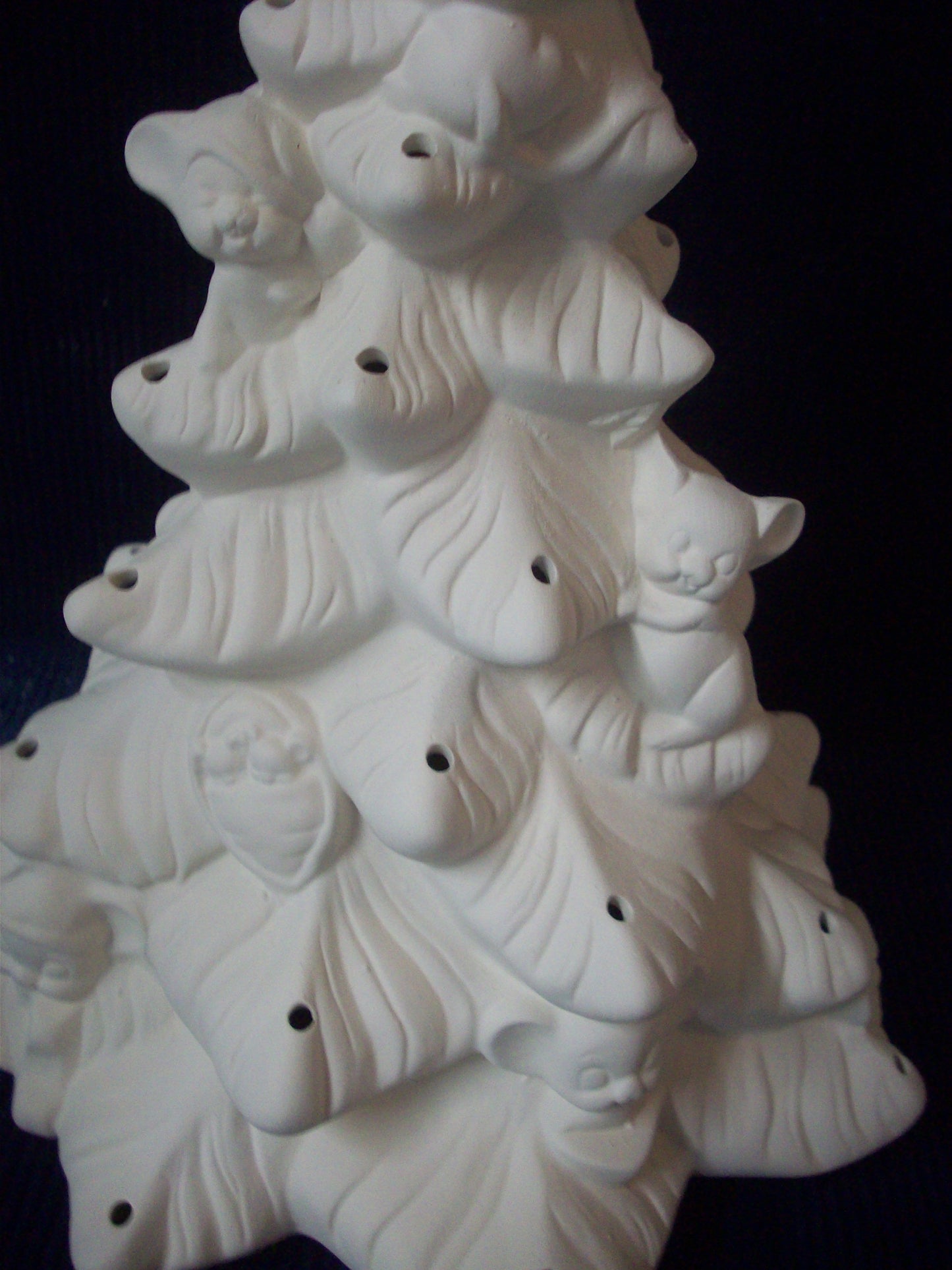 Ceramic Ready To Paint Mouse Christmas Tree Without Base