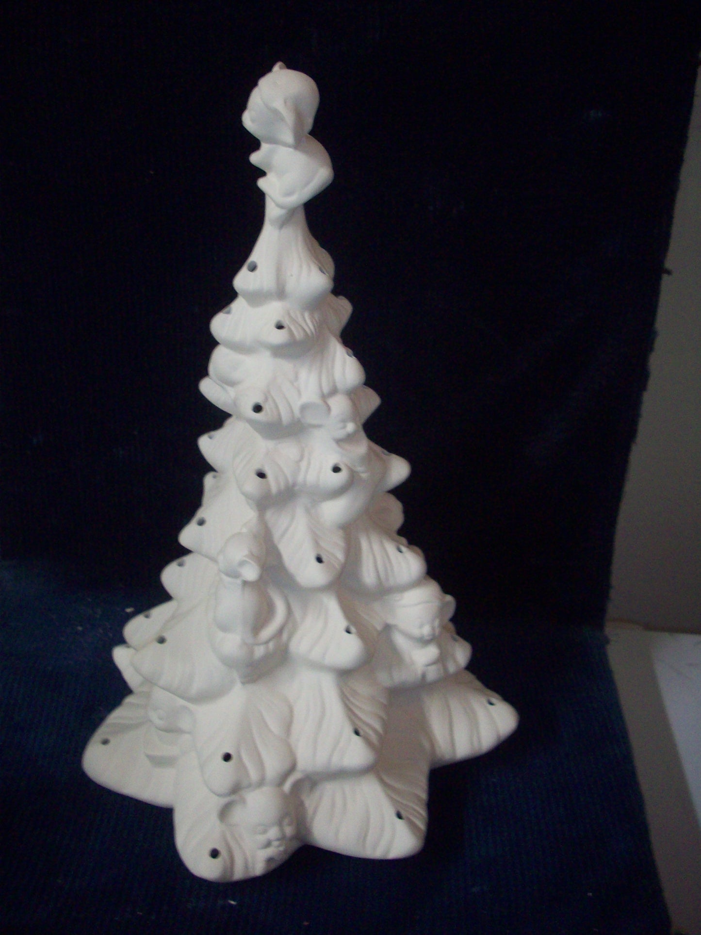 Ceramic Ready To Paint Mouse Christmas Tree Without Base