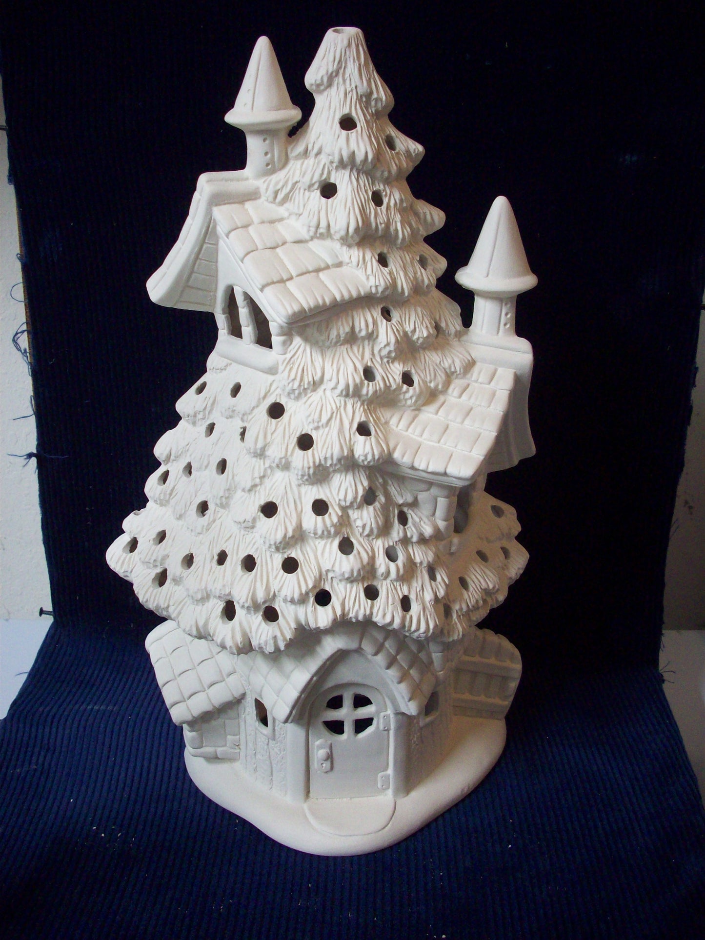 Ceramic Ready To Paint Christmas Grand Spruce Lodge