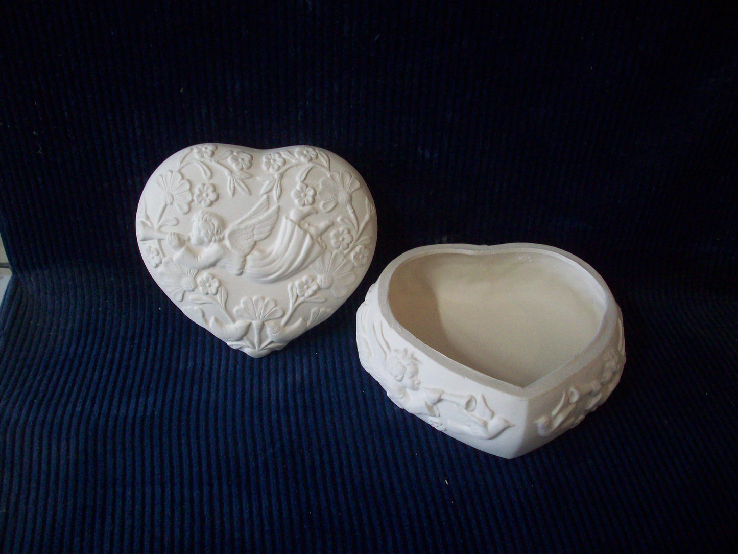 Ceramic Ready To Paint Angel Heart Box