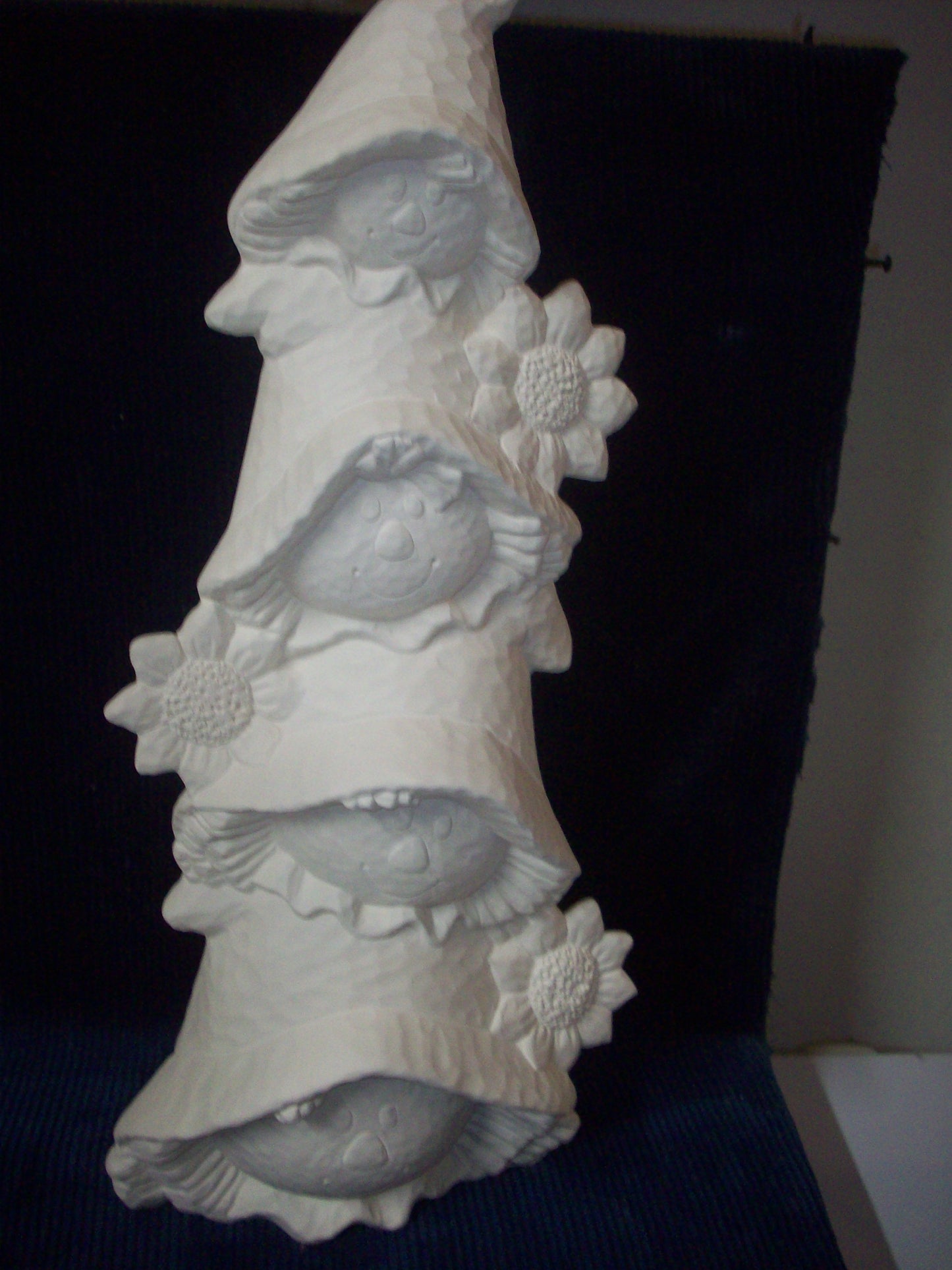 Ceramic Ready To Paint Scarecrow Stack