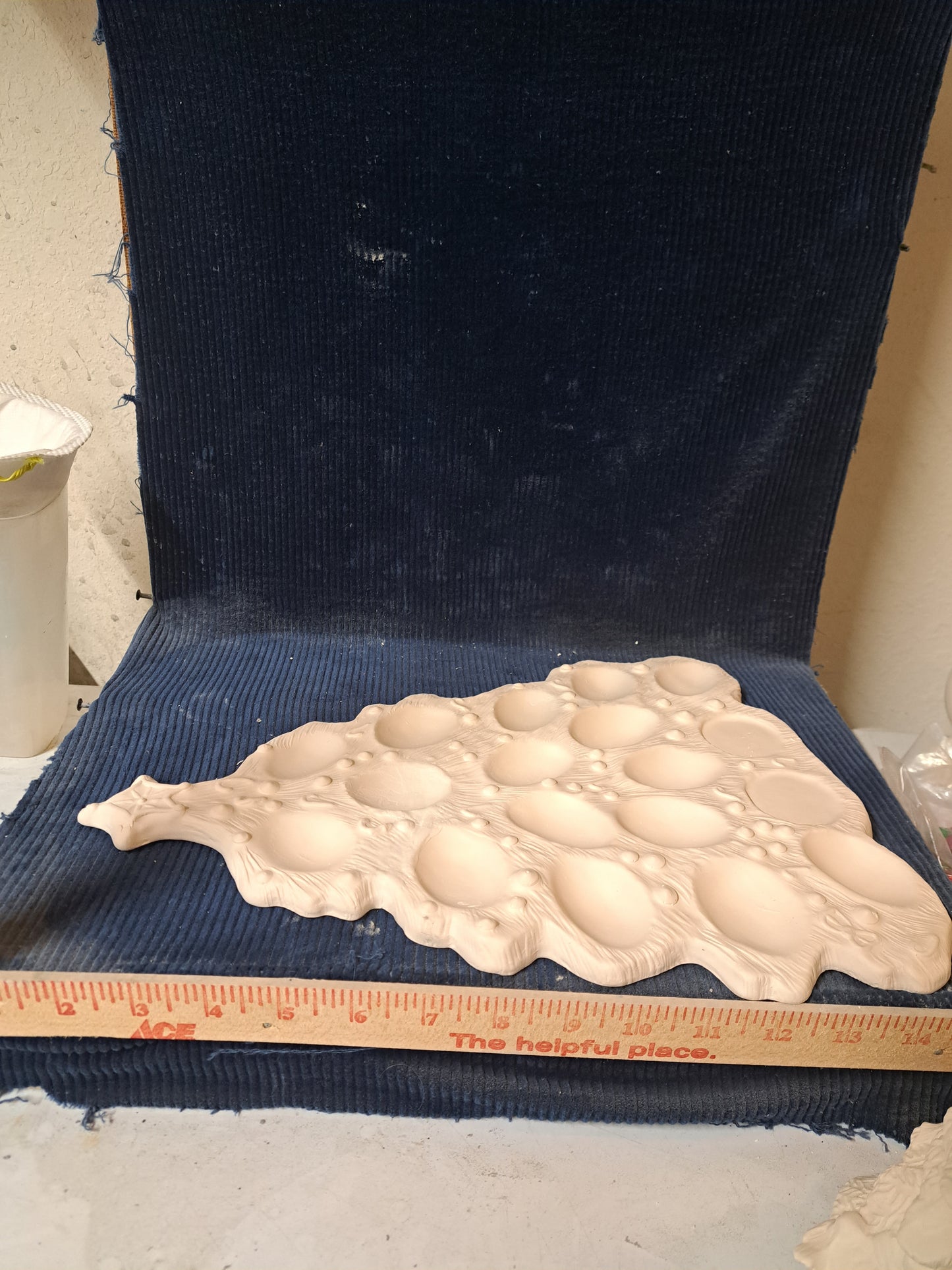 Ceramic Ready To Paint Tree Egg Tray