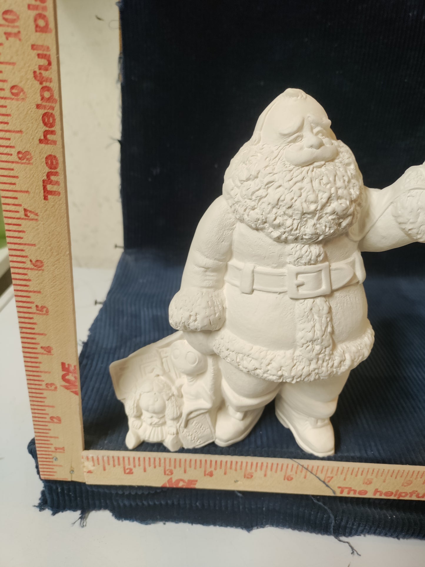 Ceramic Ready To Paint Mp3 player santa